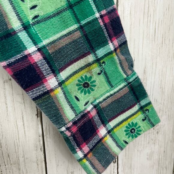 American Sweetheart Flannel Soft Fall Plaid Floral Long Sleeve Button Down Shirt - Picture 5 of 9